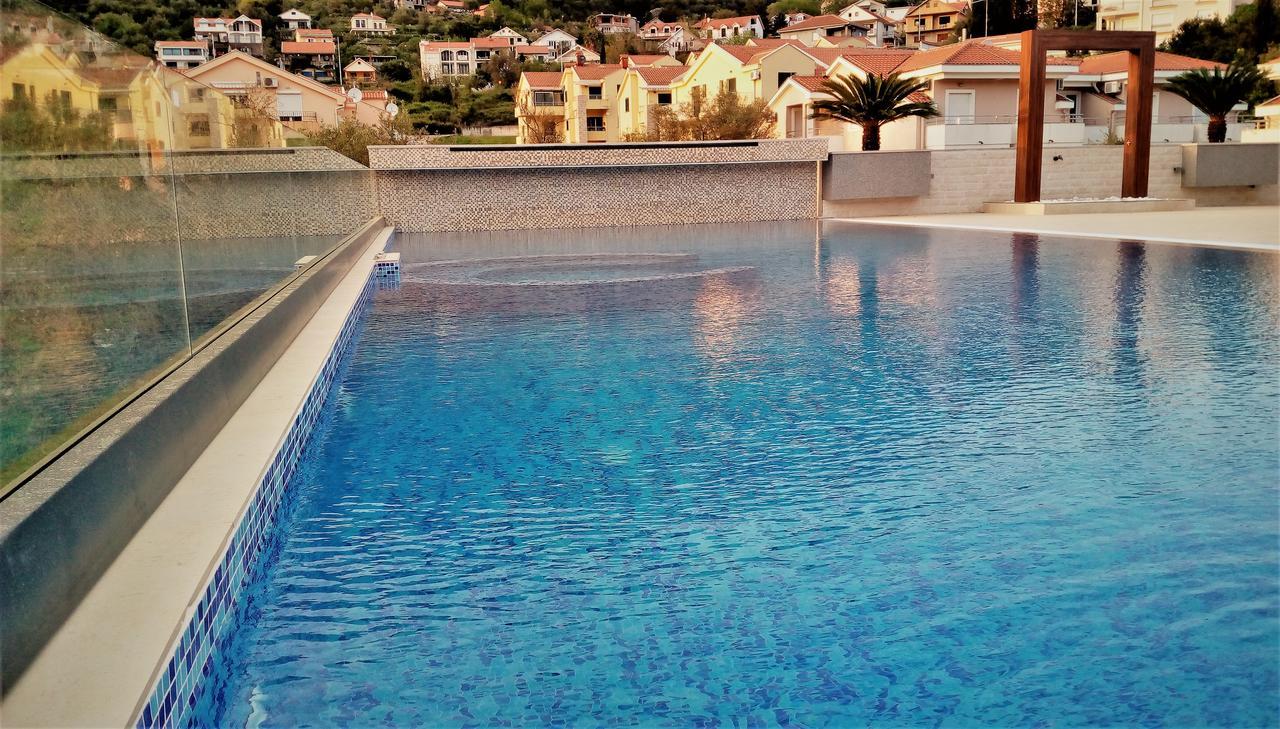 Apartment Sun Village Goran Herceg Novi Exterior photo