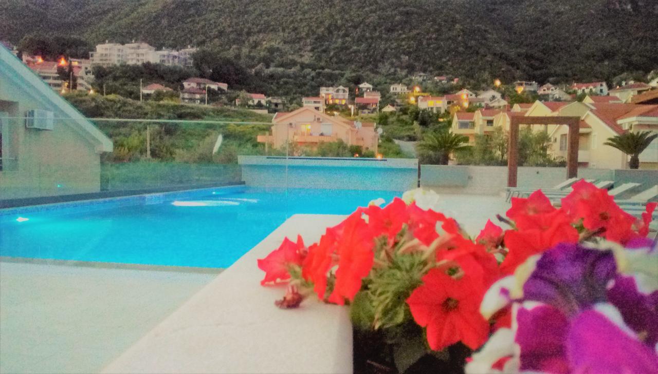 Apartment Sun Village Goran Herceg Novi Exterior photo