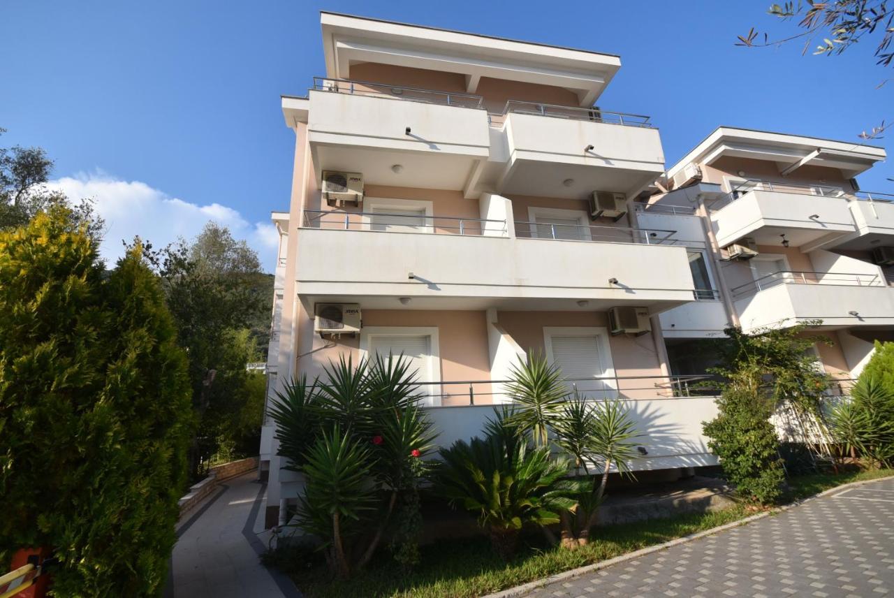 Apartment Sun Village Goran Herceg Novi Exterior photo